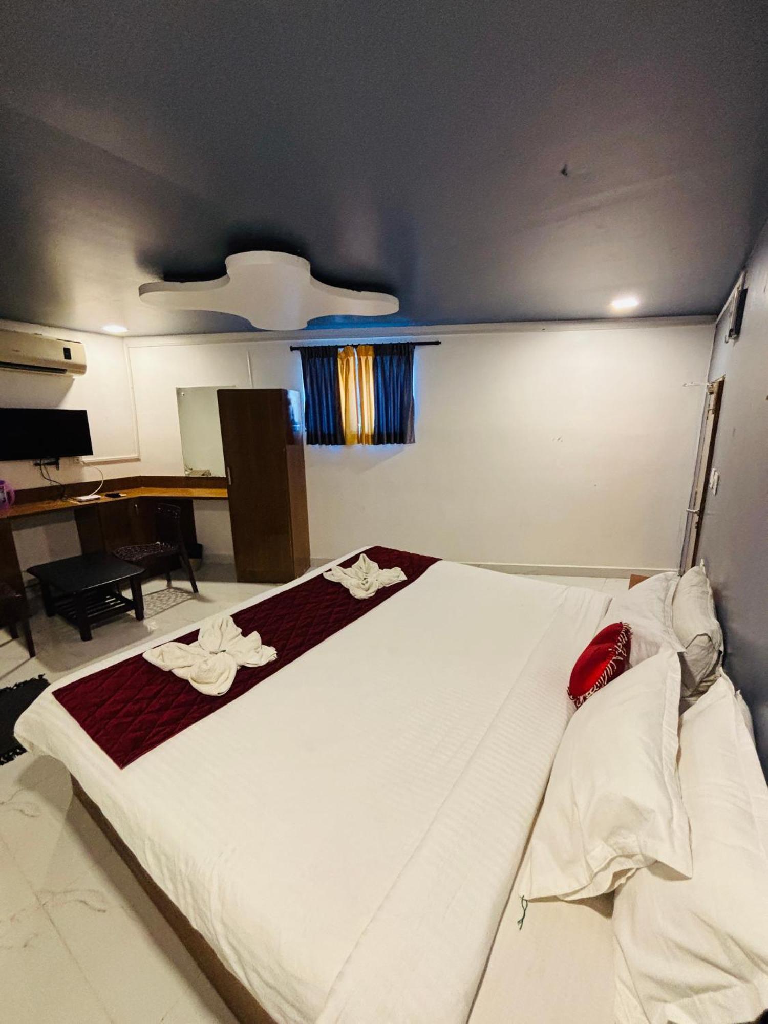 The Elite Beachview Pondicherry Exterior foto